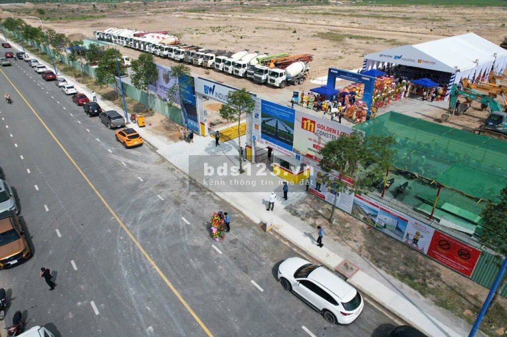 Chính chủ cần nhượng nhanh hai lô đất ngay cổng công ty Dệt may Bàu Bàng Bình Dương