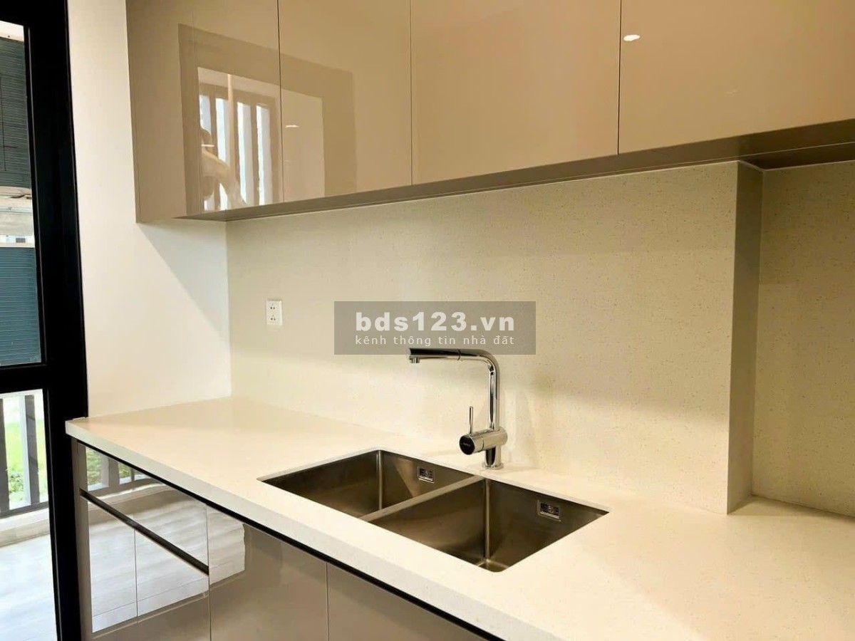 Căn hộ 2PN2WC Cao Cấp 74m2, 4 Tỷ, View Hồ bơi phi thuyền, CV 36ha, Masteri Centre Point