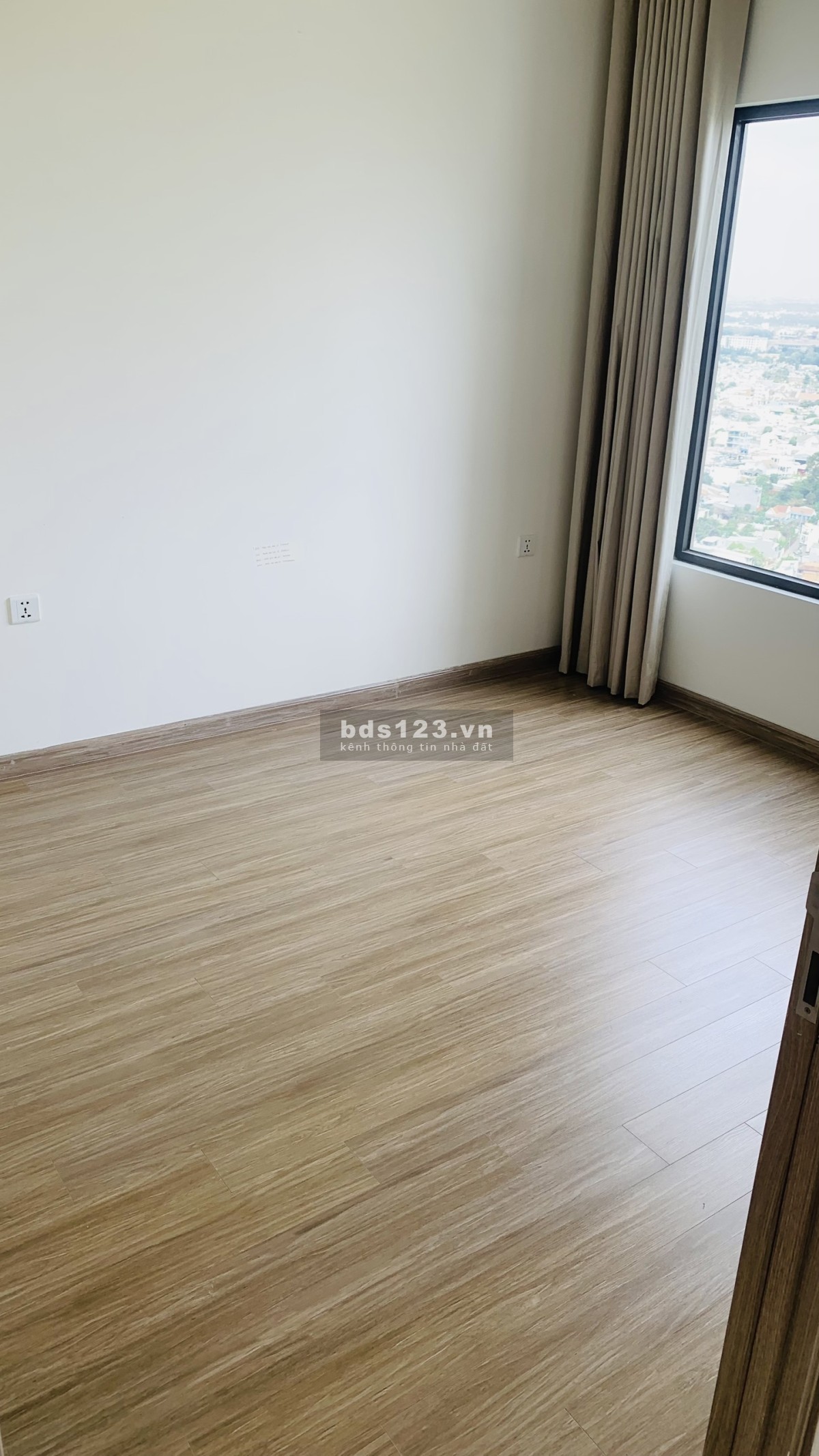 Bán 2PN2WC 67m2 Vinhomes Grand Park Q9, Giá 2,35 tỷ BTP có sổ Rẻ Nhất