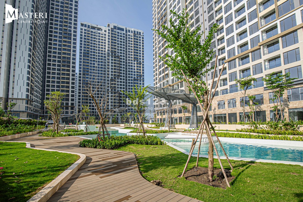 Căn hộ 2PN2WC Cao Cấp 74m2, 4 Tỷ, View Hồ bơi phi thuyền, CV 36ha, Masteri Centre Point