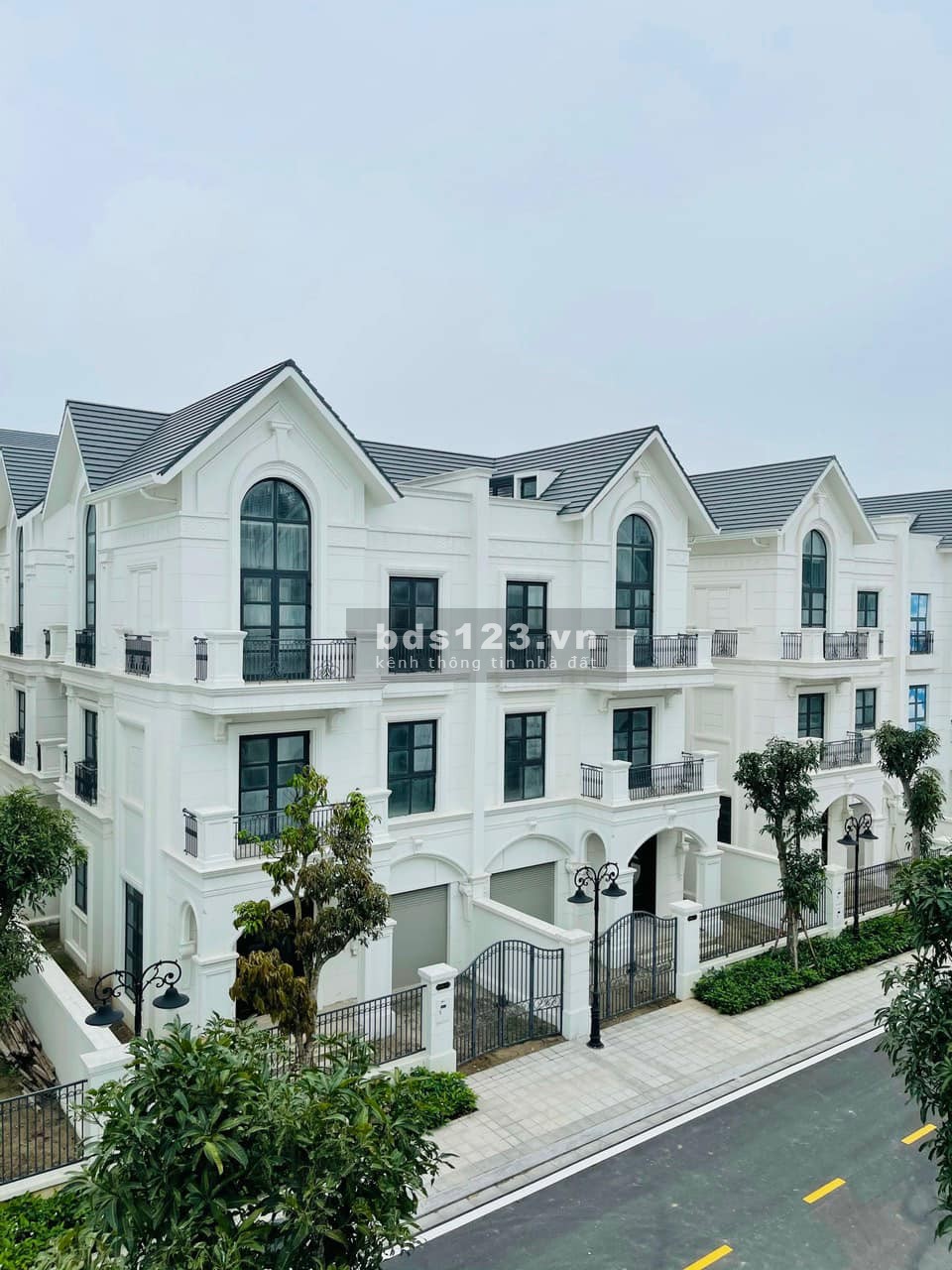 Biệt thự Song lập RẺ nhất Vinhomes Ocean Park - Vị trí đẹp - Giá đầu tư
