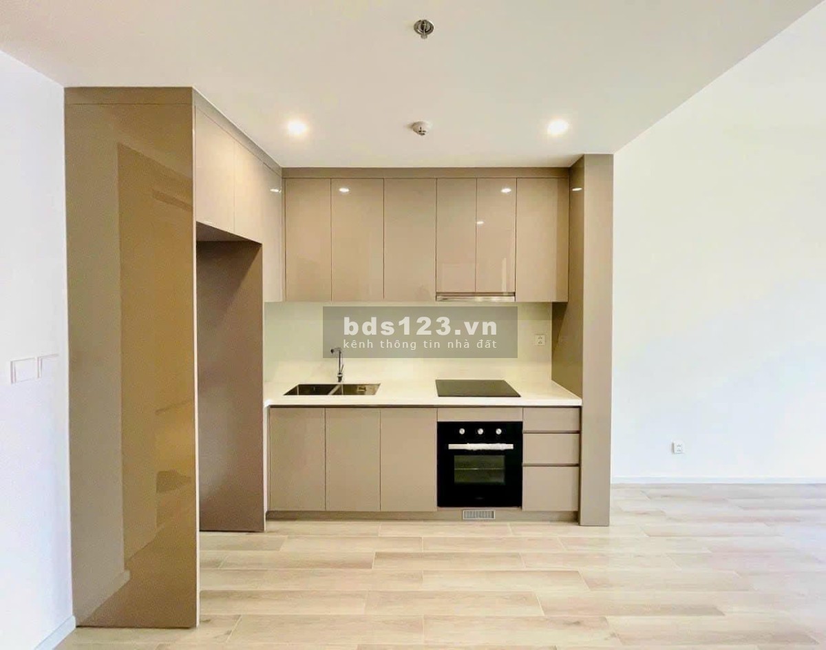 Căn hộ 2PN2WC Cao Cấp 74m2, 4 Tỷ, View Hồ bơi phi thuyền, CV 36ha, Masteri Centre Point