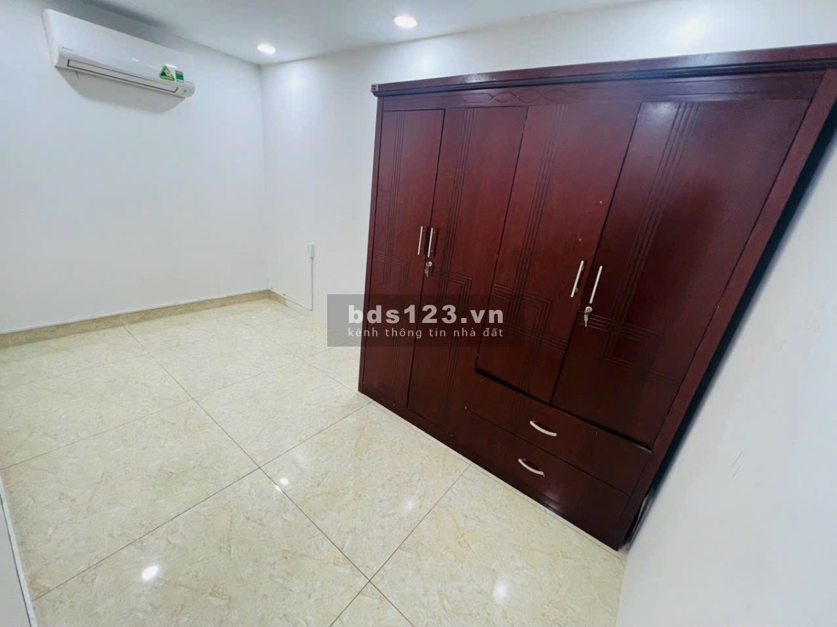Mặt bằng mặt tiền lớn đa loại thể loại kinh doanh bao SANG ở Nguyễn Thượng Hiền, Bình Thạnh