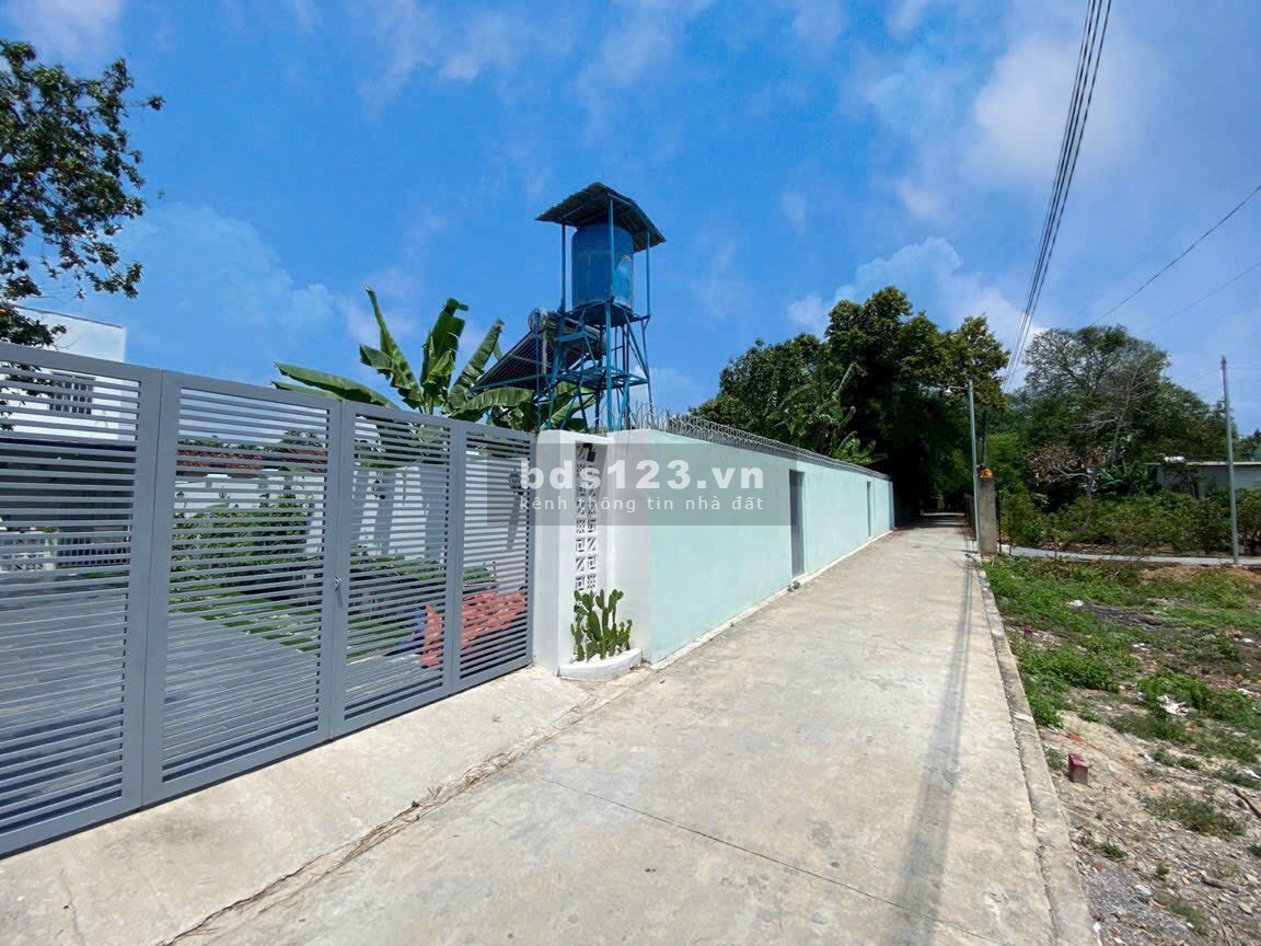 Bán đất sổ hồng Tân An 85,4M2 đường DX 120 TP. Thủ Dầu Một