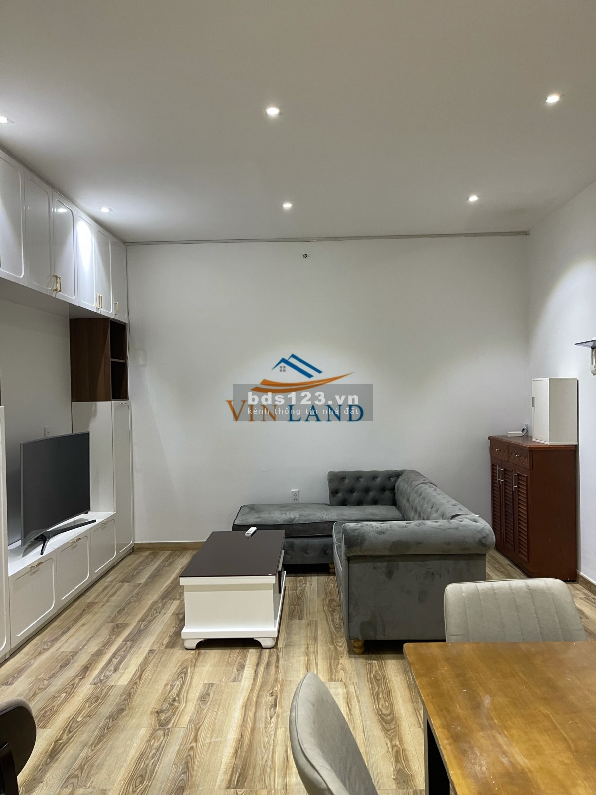 Bán nhà tặng kèm nội thất sang xịn!! Căn hộ 2PN 70m2