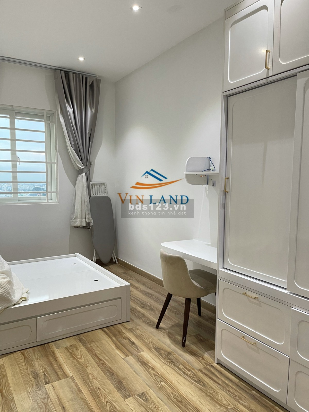 Bán nhà tặng kèm nội thất sang xịn!! Căn hộ 2PN 70m2