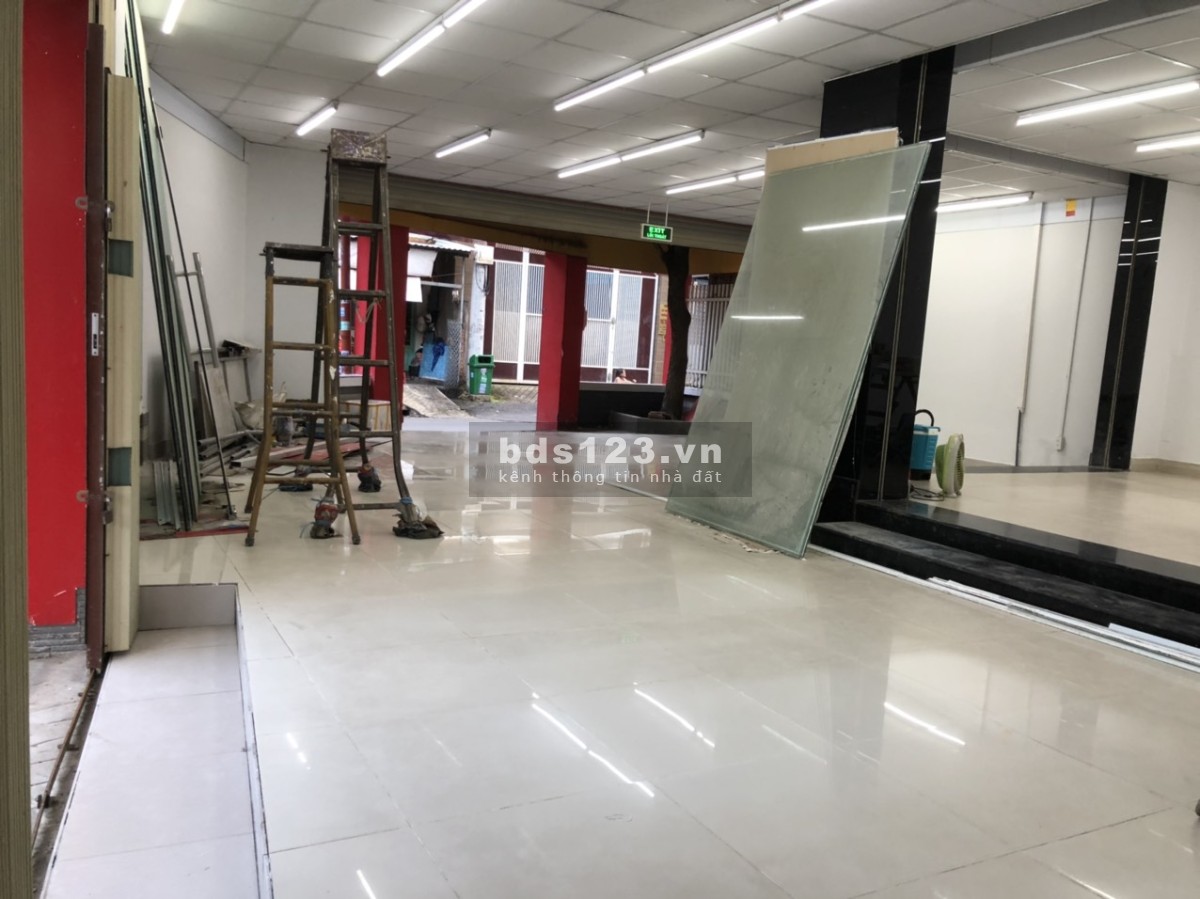 Cho mặt bằng Kinh doanh, góc 2 mặt tiền, 80m2 thích hợp kinh doanh đa ngành nghề, giá chỉ 30tr/Th