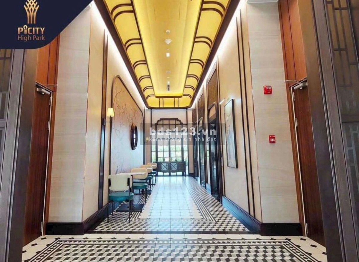 Chính chủ bán căn hộ SmartHome 57m2 - 2PN 1WC, Picity High Park, quận 12