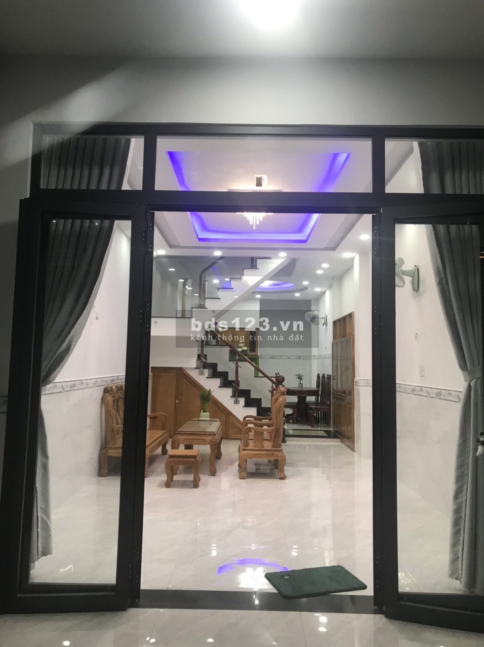 Nhà mới xây năm ngoái, 4 tầng, P.10, 119m², 4.65 tỷ