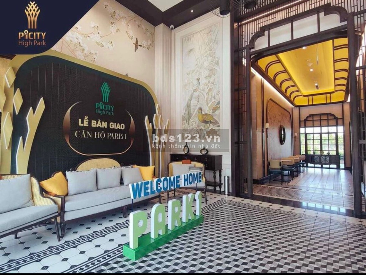 Chính chủ bán căn hộ SmartHome 57m2 - 2PN 1WC, Picity High Park, quận 12