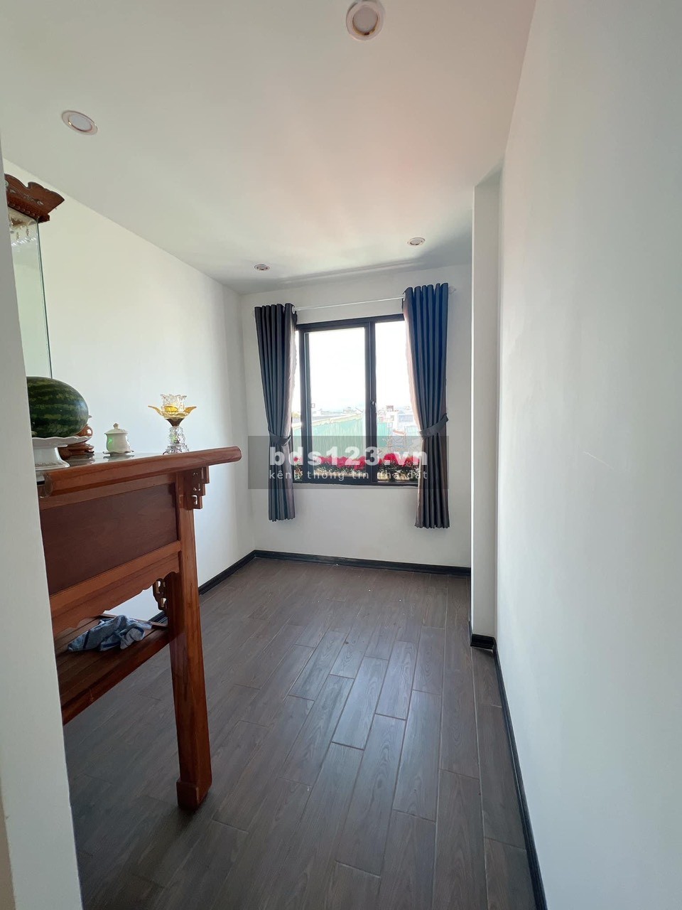 Bán nhà đẹp full nội thất kiệt 123 oto Cù Chính Lan, ngay chợ Thanh Khê