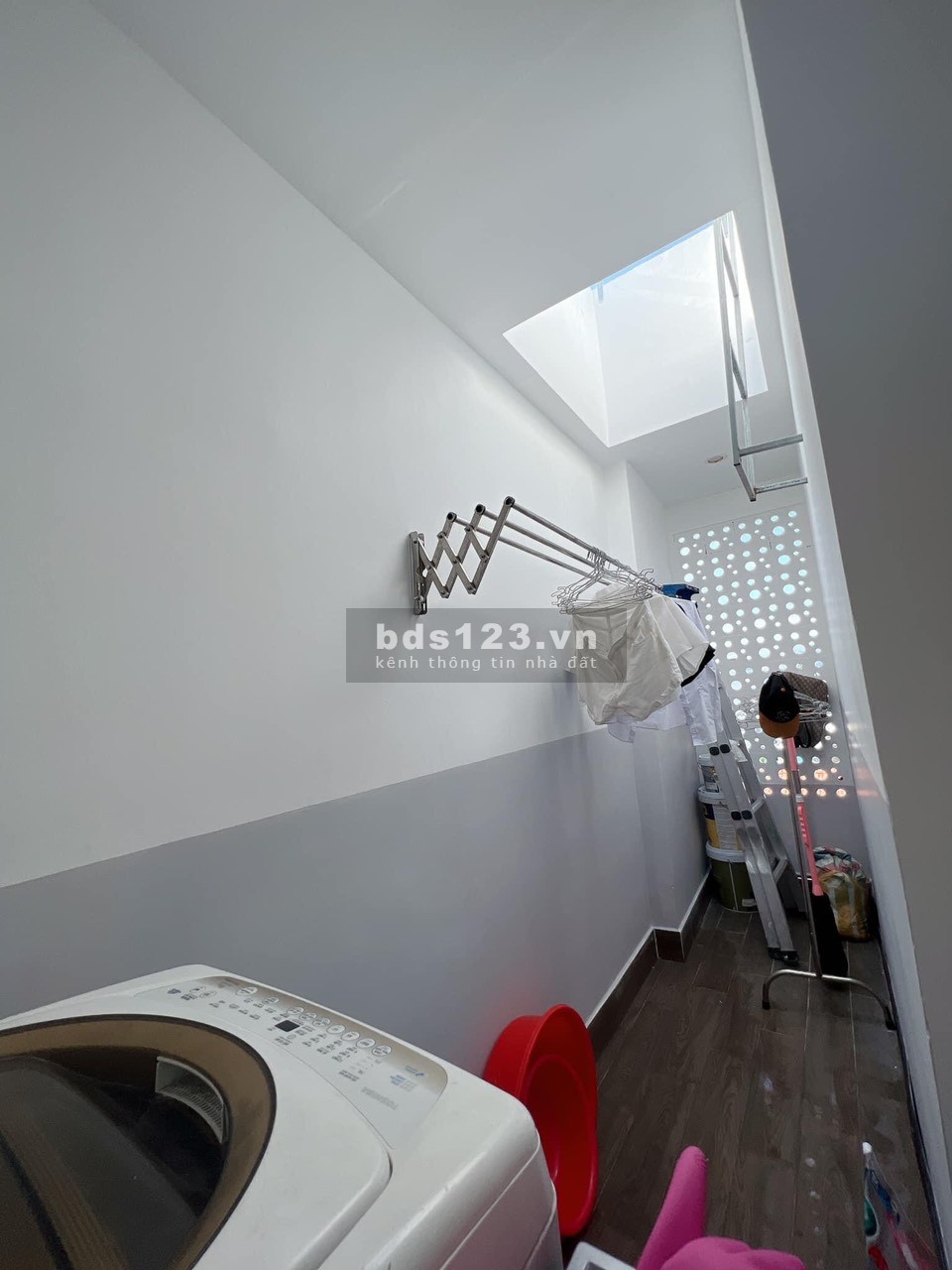 Bán nhà đẹp full nội thất kiệt 123 oto Cù Chính Lan, ngay chợ Thanh Khê