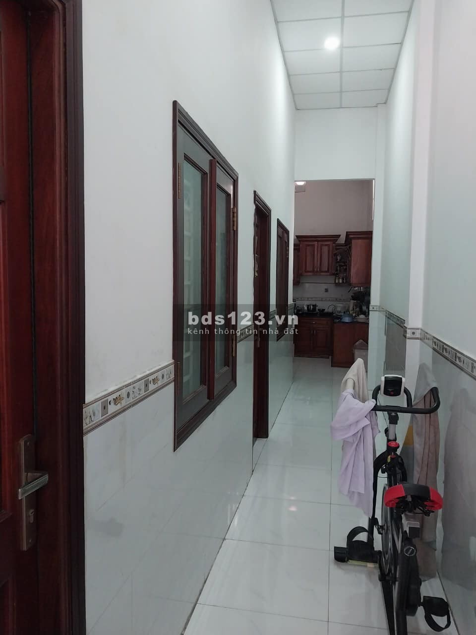 Bán nhà Hồ Văn Long, Q.Bình tân, mặt nhựa, 5,5x10m, 4 tầng, 4.9 tỷ, SHR