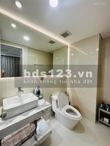 Bán GẤP căn hộ The Sun Avenue Quận 2 gấp, DT 90m², lầu 22, view sông, giá 4.6 tỷ lh 083 555 8886
