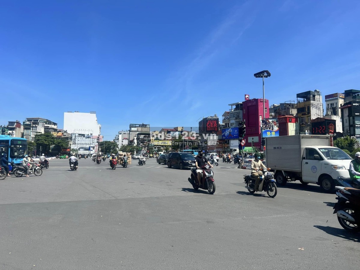 BÁN NHÀ HAI MẶT PHỐ KHU VỰC Ô CHỢ DỪA - KINH DOANH SẦM UẤT NGÀY ĐÊM