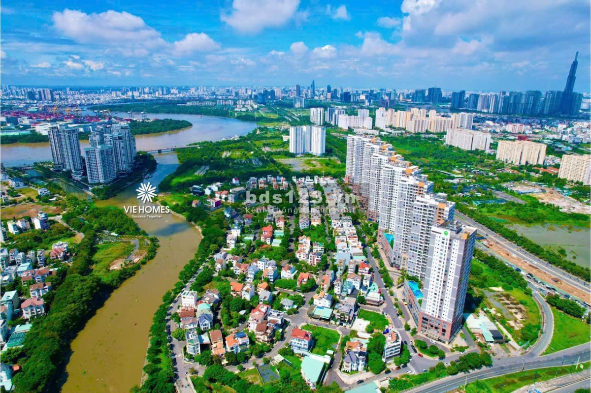 Bán GẤP căn hộ The Sun Avenue Quận 2 gấp, DT 90m², lầu 22, view sông, giá 4.6 tỷ lh 083 555 8886