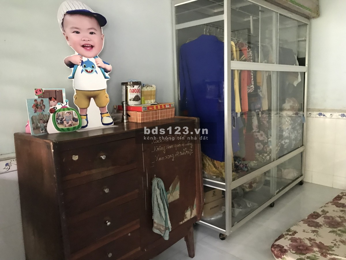 Bán nhà nặt tiền Linh Đông, DT 204m², nhà C4 N4.2m,13,5m x D32.5m giá chỉ 10,5 tỷ tại Thủ Đức