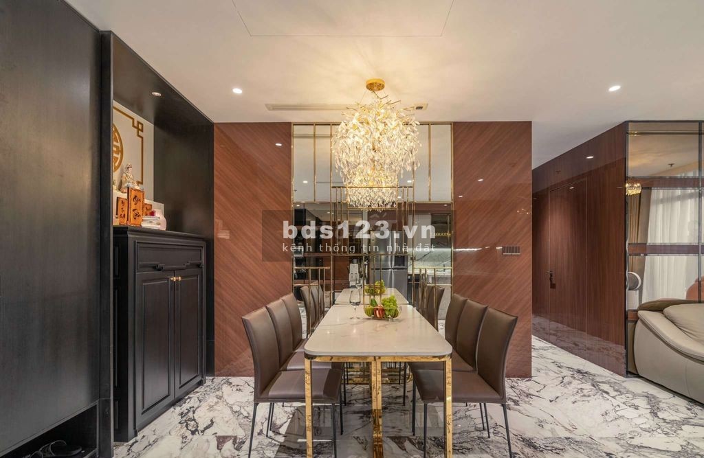 BÁN GẤP The Sun Avenue 3 phòng ngủ, dt 109m², giá 6,2 tỷ, full nội thất siêu đẹp, LH 0835558886