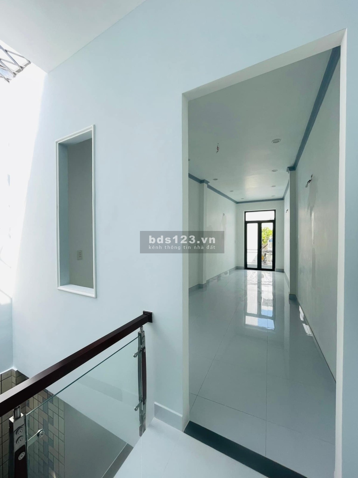 Bán nhà hẻm ô tô giá rẻ, DT 94m² MT nở hậu, 4PN4WC, Hoàng Hoa Thám, Bình Thạnh, nhỉnh 6 tỷ