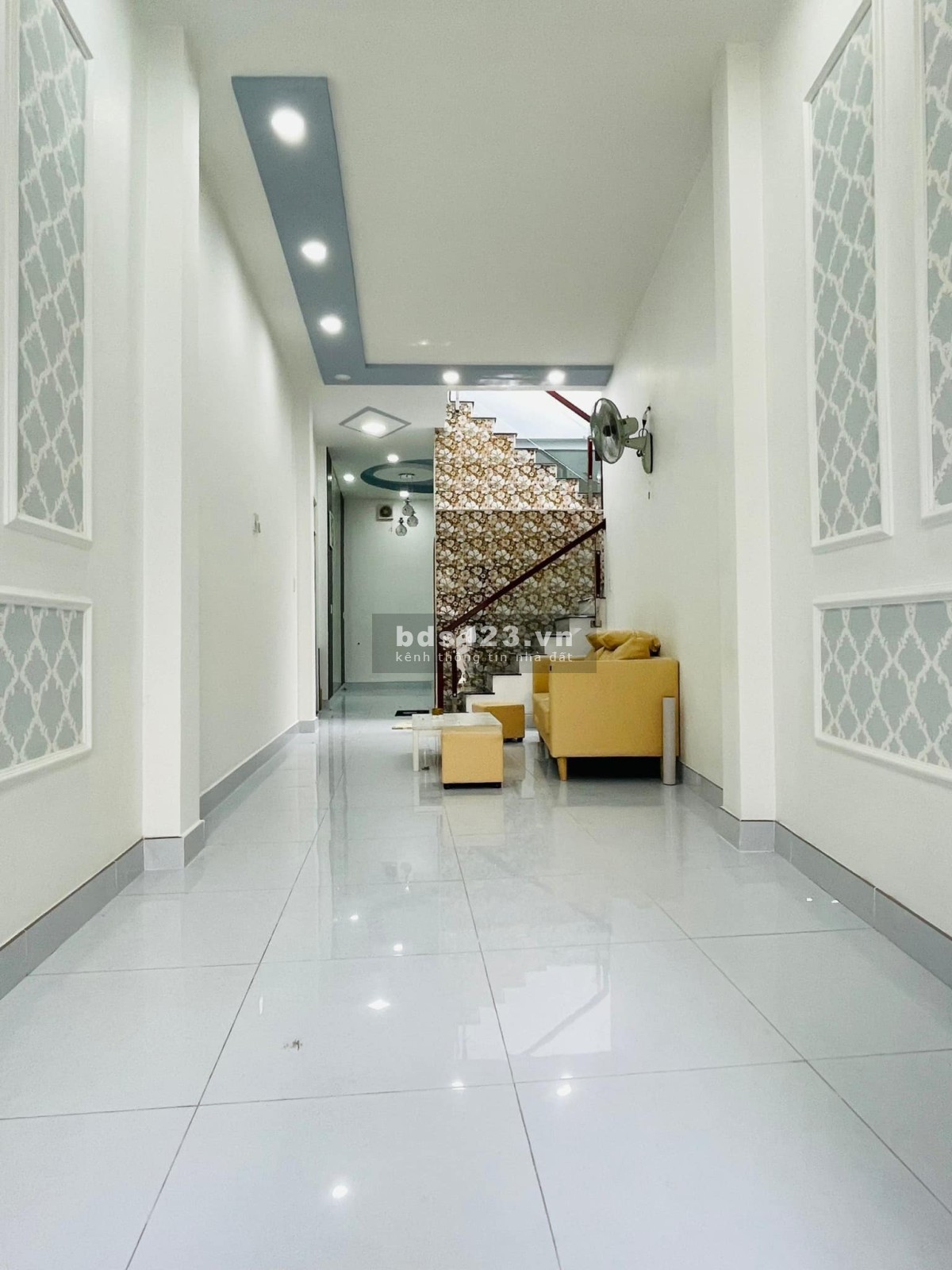 Bán nhà hẻm ô tô giá rẻ, DT 94m² MT nở hậu, 4PN4WC, Hoàng Hoa Thám, Bình Thạnh, nhỉnh 6 tỷ