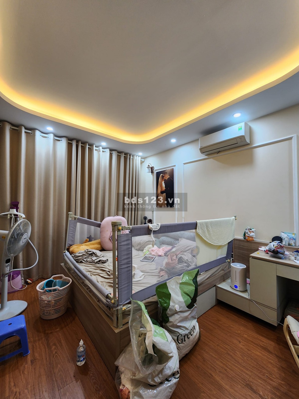 Bán nhà Lĩnh Nam, Hoàng Mai, phân lô ô tô đỗ cổng, nhà mới ở ngay, chỉ có 3 tỷ 400