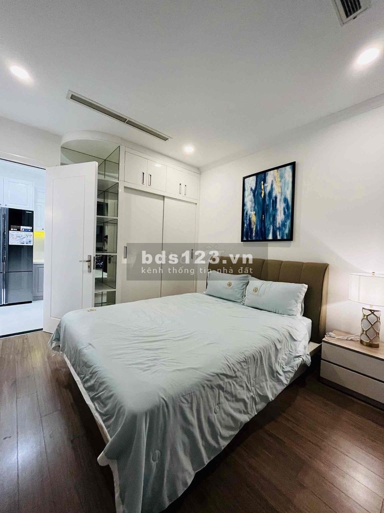 BÁN GẤP căn hộ The Sun Avenue Quận 2, 2 PN, 1 vệ sinh, lầu 16 giá 3.1 tỷ bao thuế, LH 083 555 8886