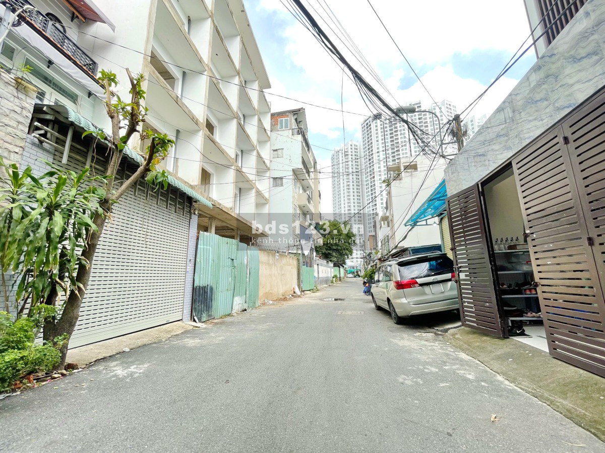 Bán nhà đẹp 2 lầu sân thượng hễm hơi 6m KDC Kiều Đàm Quận 7 giá chỉ 11 tỷ