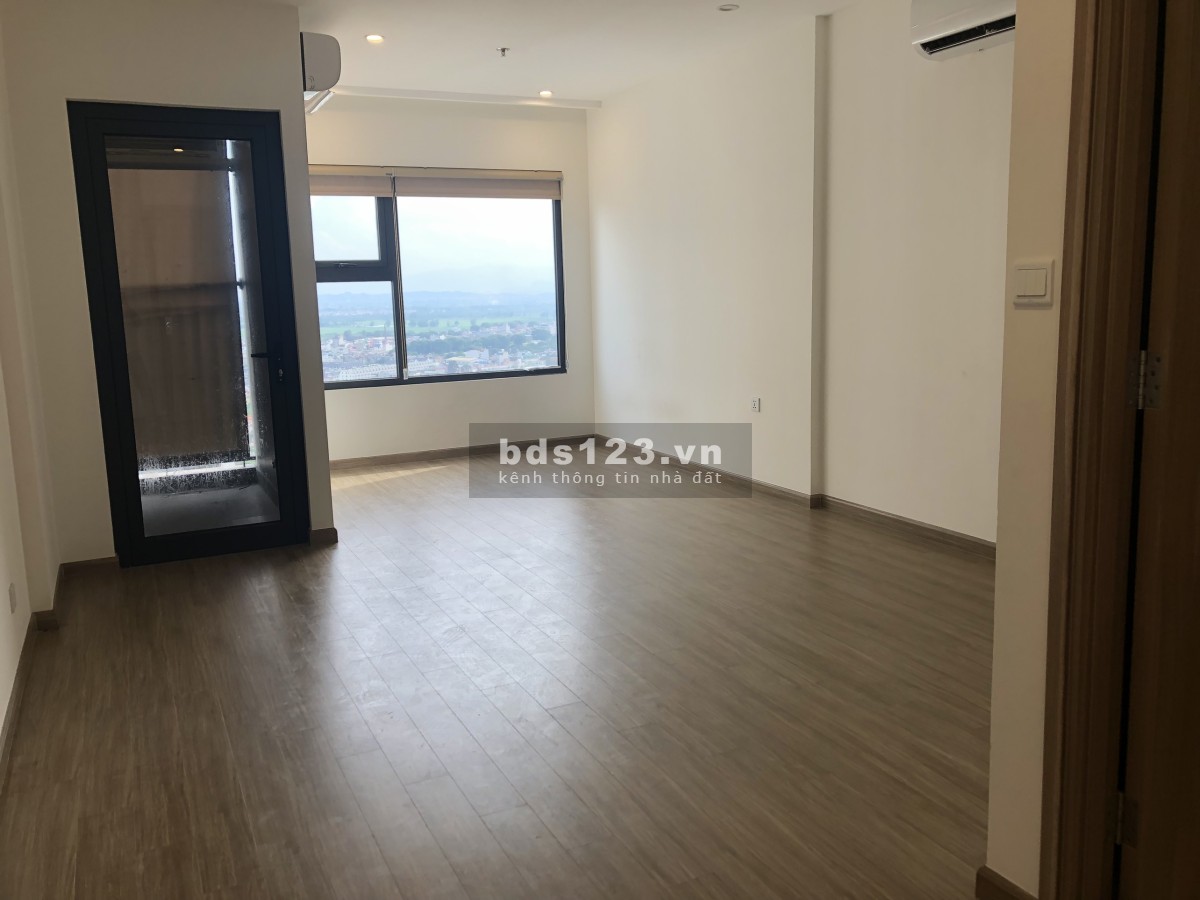 Cho thuê studio 36m2, 6 triệu Vinhomes Smart City.