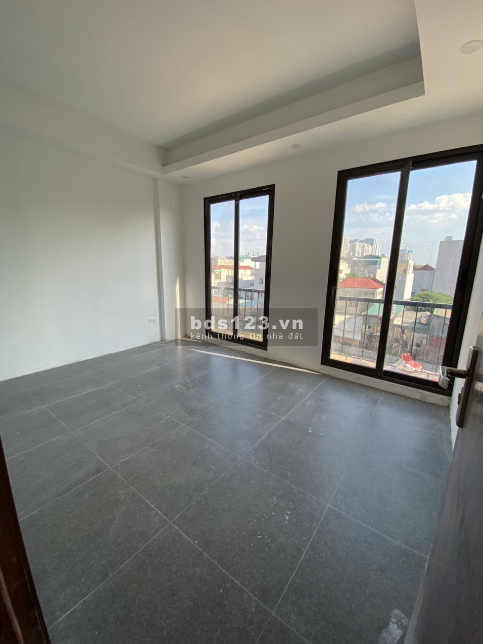Chính chủ bán nhà DT 50m² x 5 tầng và thang máy tại ngõ 124 Do Nha - Nam Từ Liêm