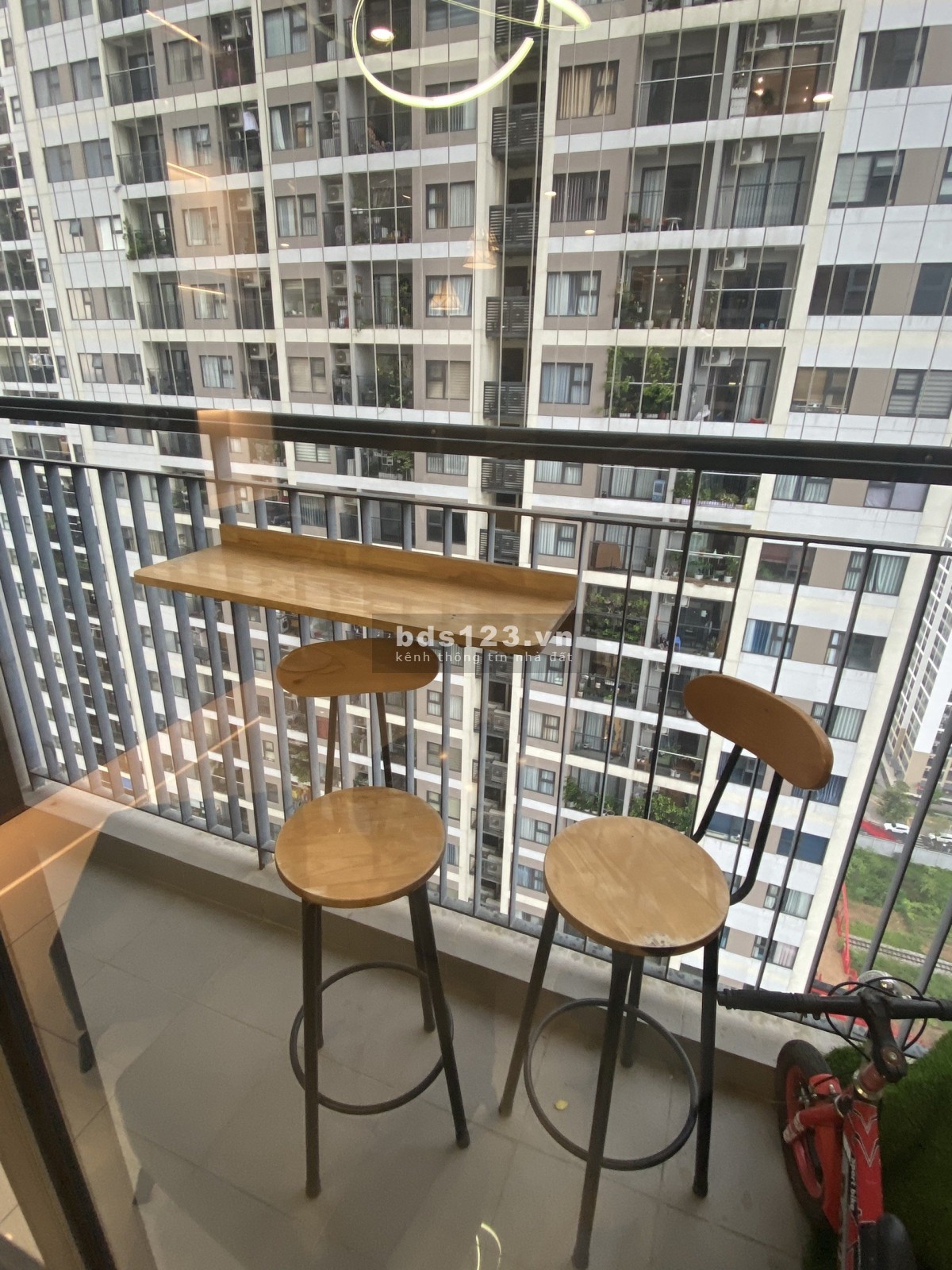 Chính chủ cần bán căn hộ 3pn tòa S302 dự án Vinhomes Smart City