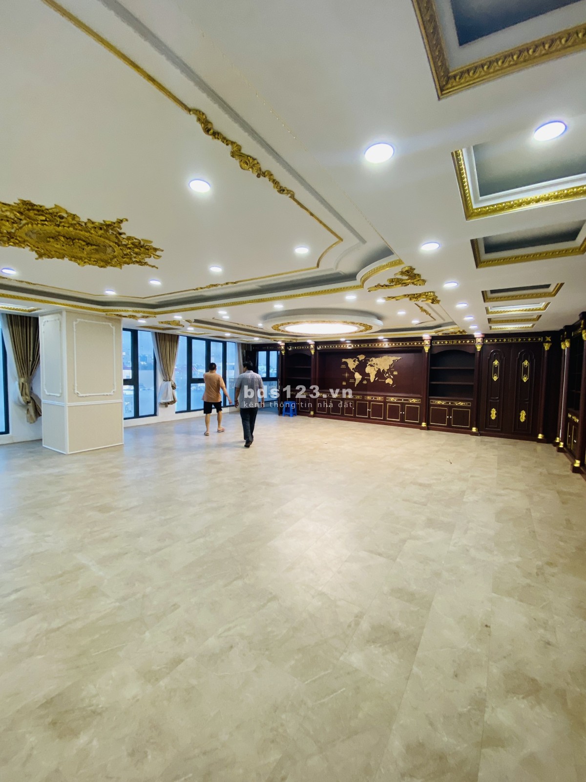Bán nhà mặt tiền nội thất đẹp dọn vào sử dụng ngay