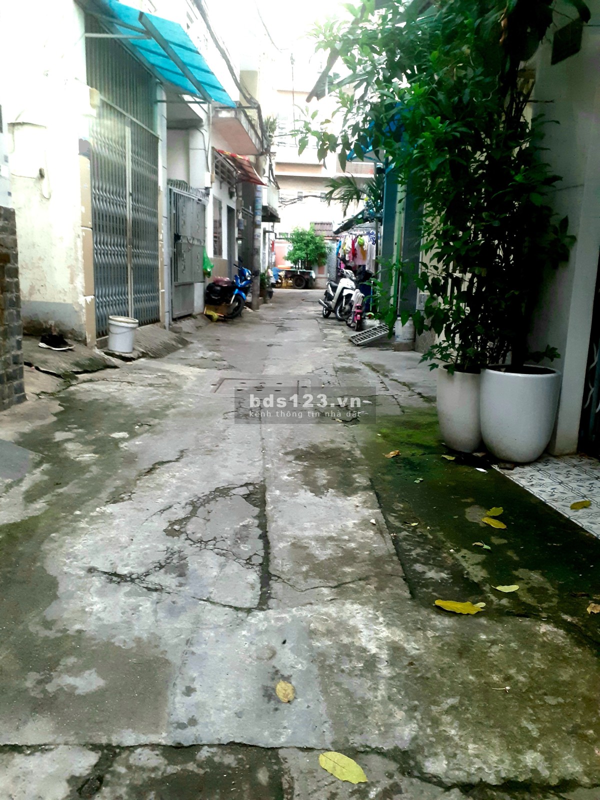 3 bước ra phố Tân Sơn Nhì, Tân Phú, bán nhà thiết kế 2 tầng, 5 x 11, giá bán 3.x tỷ