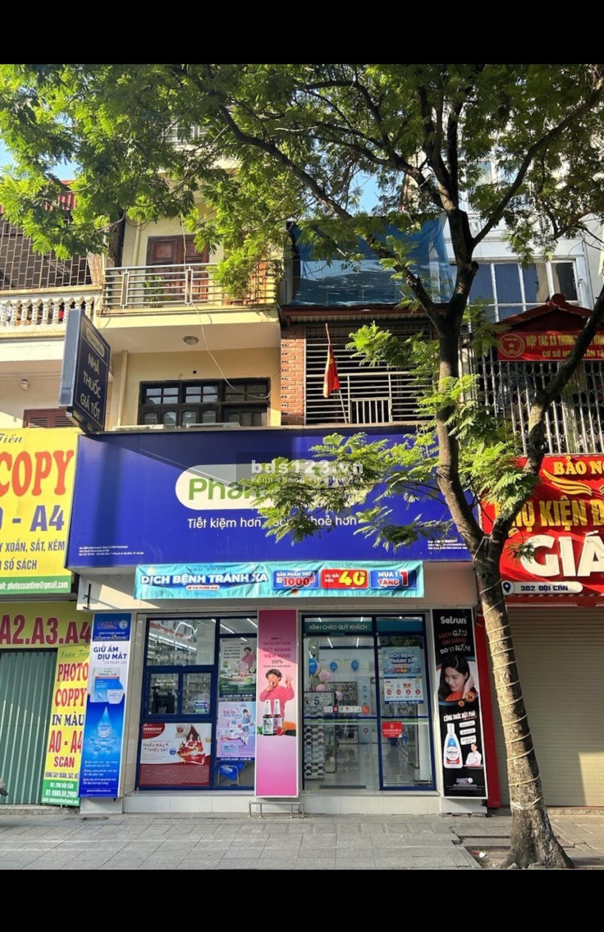 CHO THUÊ NHÀ MẶT ĐƯỜNG 298-300 PHỐ ĐỘI CẤN (Ba Đình- HN) TIỆN LỢI KINH DOANH