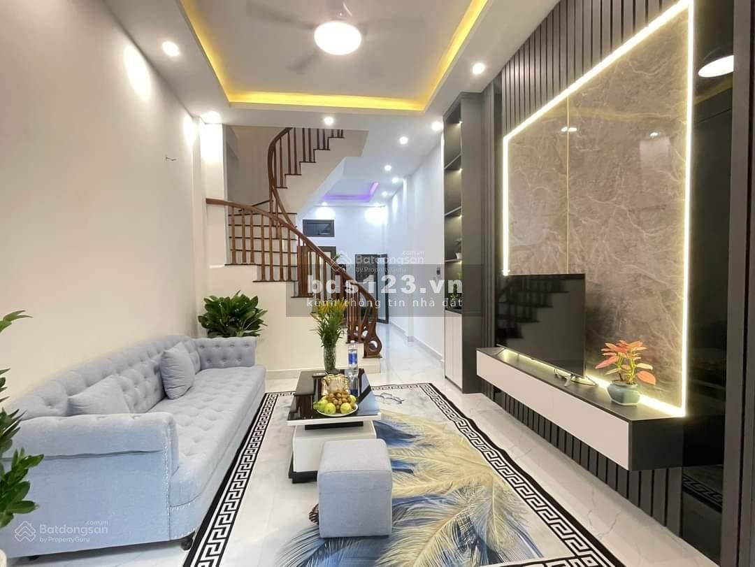 Bán nhà Tứ Hiệp Thanh Trì nhà đẹp ngõ nông rộng sát đường oto tiện ích - 50m, 4 tầng, gía 3,7 tỷ