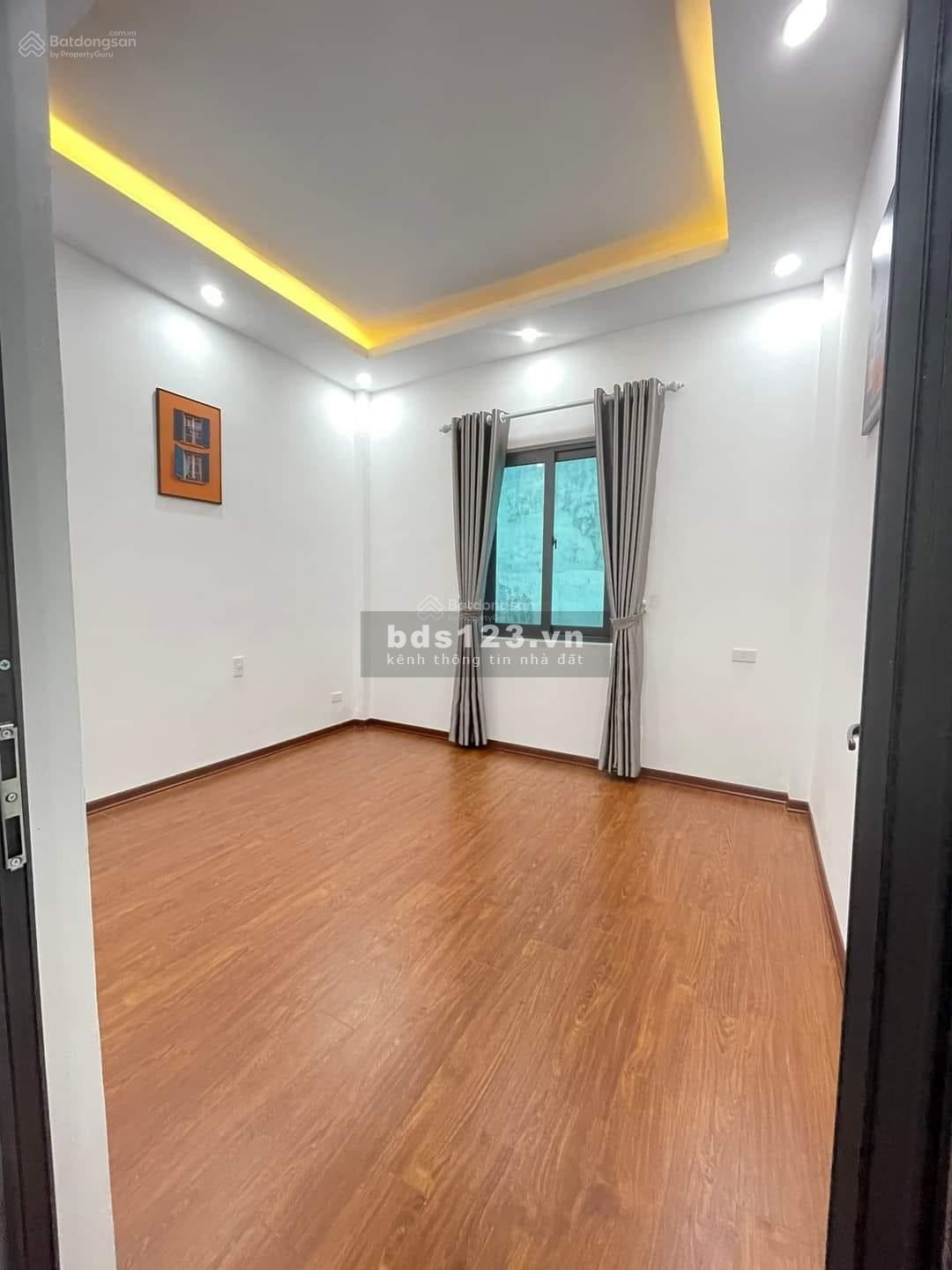 Bán nhà Tứ Hiệp Thanh Trì nhà đẹp ngõ nông rộng sát đường oto tiện ích - 50m, 4 tầng, gía 3,7 tỷ