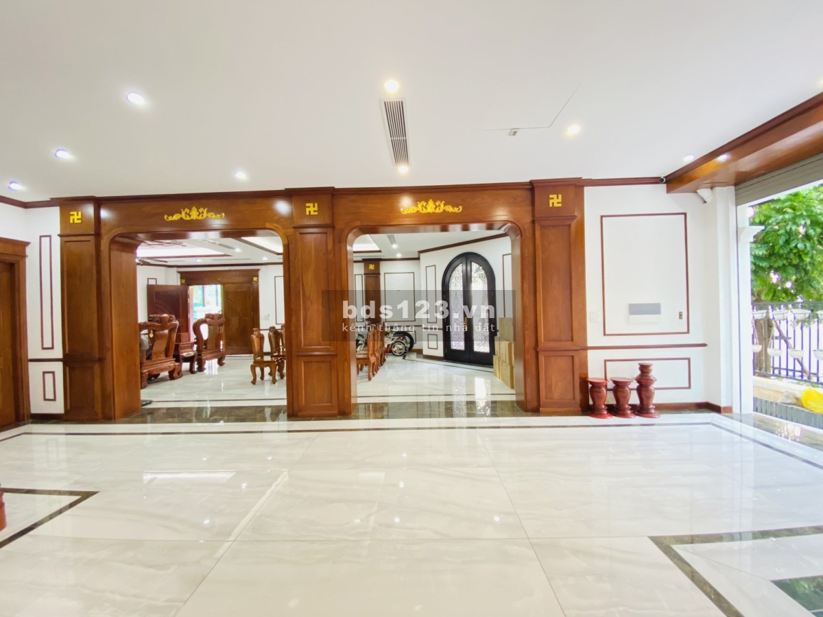 Đơn lập góc 288m2 Sao Biển hoàn thiện full nội thất cao cấp giá 54.2 tỷ Vin Gia Lâm (09859417150)