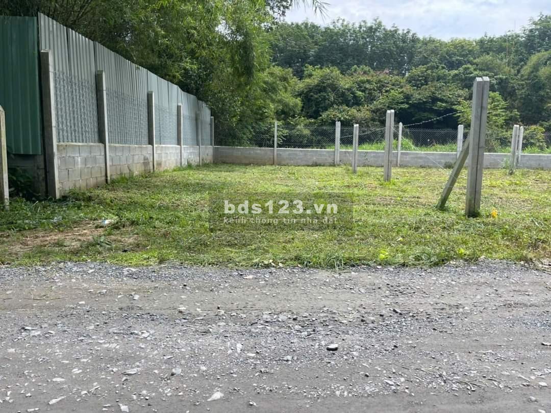 Đất LK CHợ Phú Hòa Đông TL 15 quẹo vào 50m, DT 94m2 ngang 6m, giá 1,25 tỷ, đường 12m