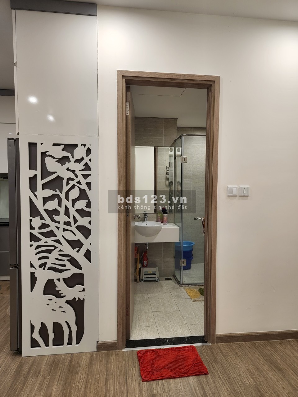 Chính chủ bán cắt lỗ căn 1 phòng ngủ + 1 Sakura 2.150 Vinhomes Smart City.