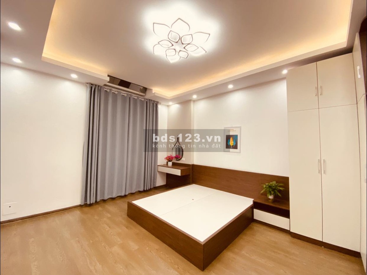 Siêu phẩm nhà ngõ Tân Mai, ngõ nông, nội thất 5 sao, 30m² x 4 tầng, giá 3 tỷ 78