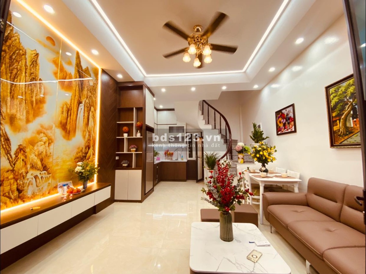 Siêu phẩm nhà ngõ Tân Mai, ngõ nông, nội thất 5 sao, 30m² x 4 tầng, giá 3 tỷ 78