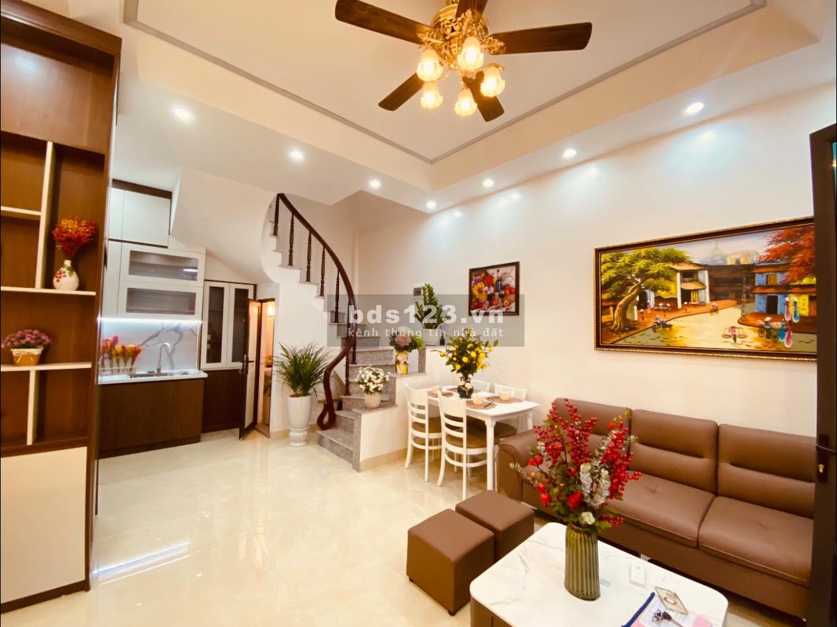 Siêu phẩm nhà ngõ Tân Mai, ngõ nông, nội thất 5 sao, 30m² x 4 tầng, giá 3 tỷ 78