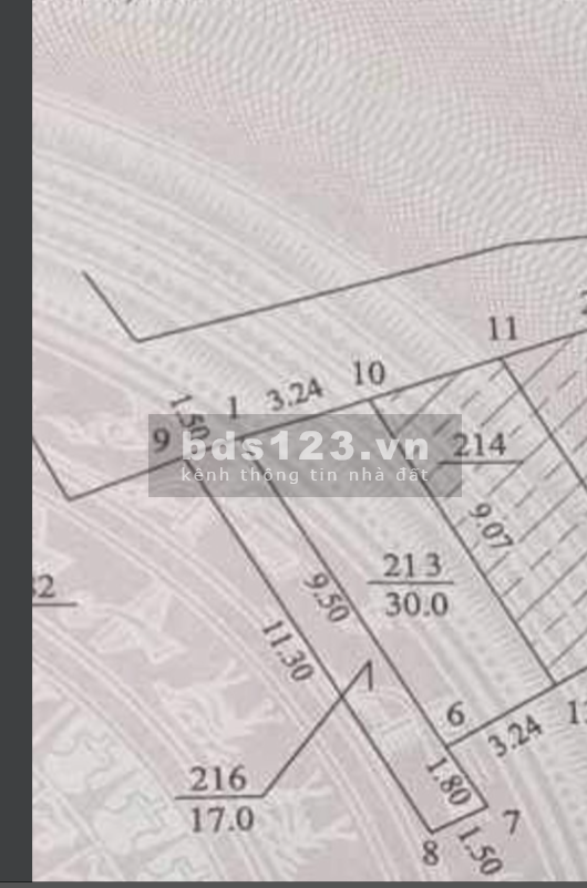 Bán mảnh đất gần Công viên Hòa Bình, DT 30m², nhỉnh 3 tỷ, ngõ thông, 3 gác, ôtô 30m