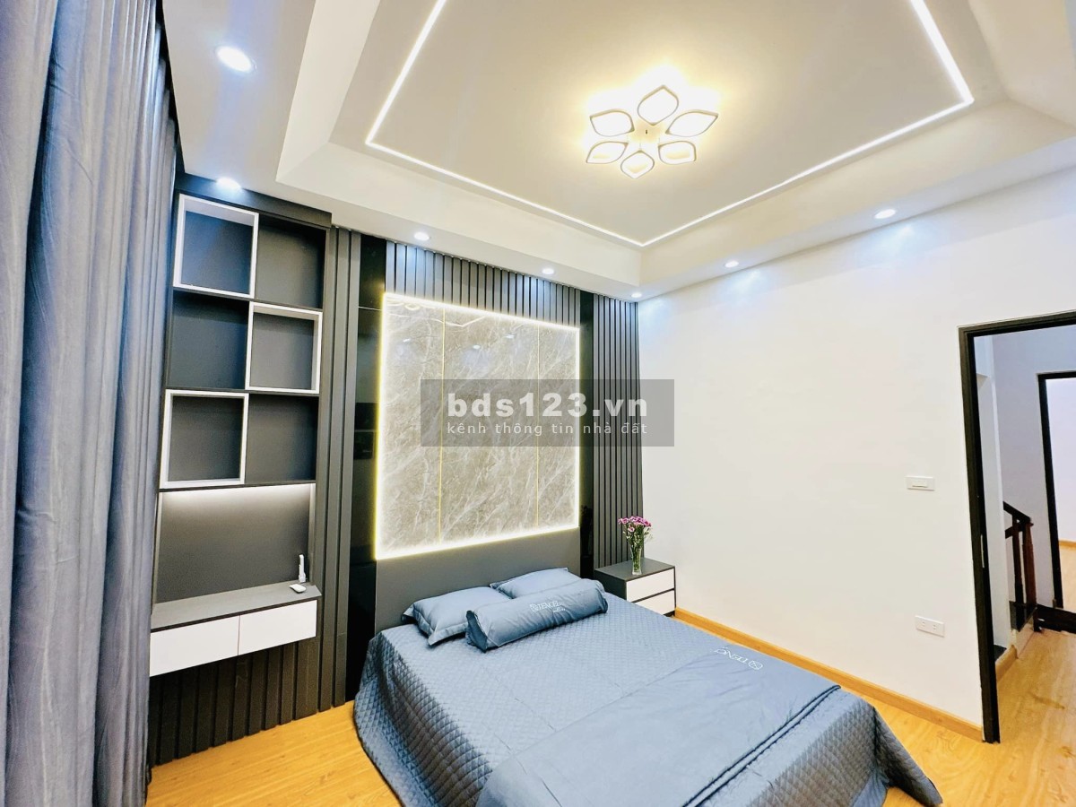 Bán nhà Liên Ninh Thanh Trì nhà đẹp sát đường oto tiện ích - 50m, 4 tầng, gía 3,7 tỷ