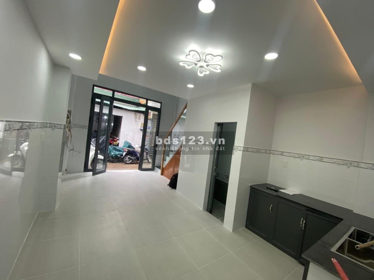 Bán nhà mới xây đẹp tại Tân Phú, diện tích 26m2 (4x6.5)