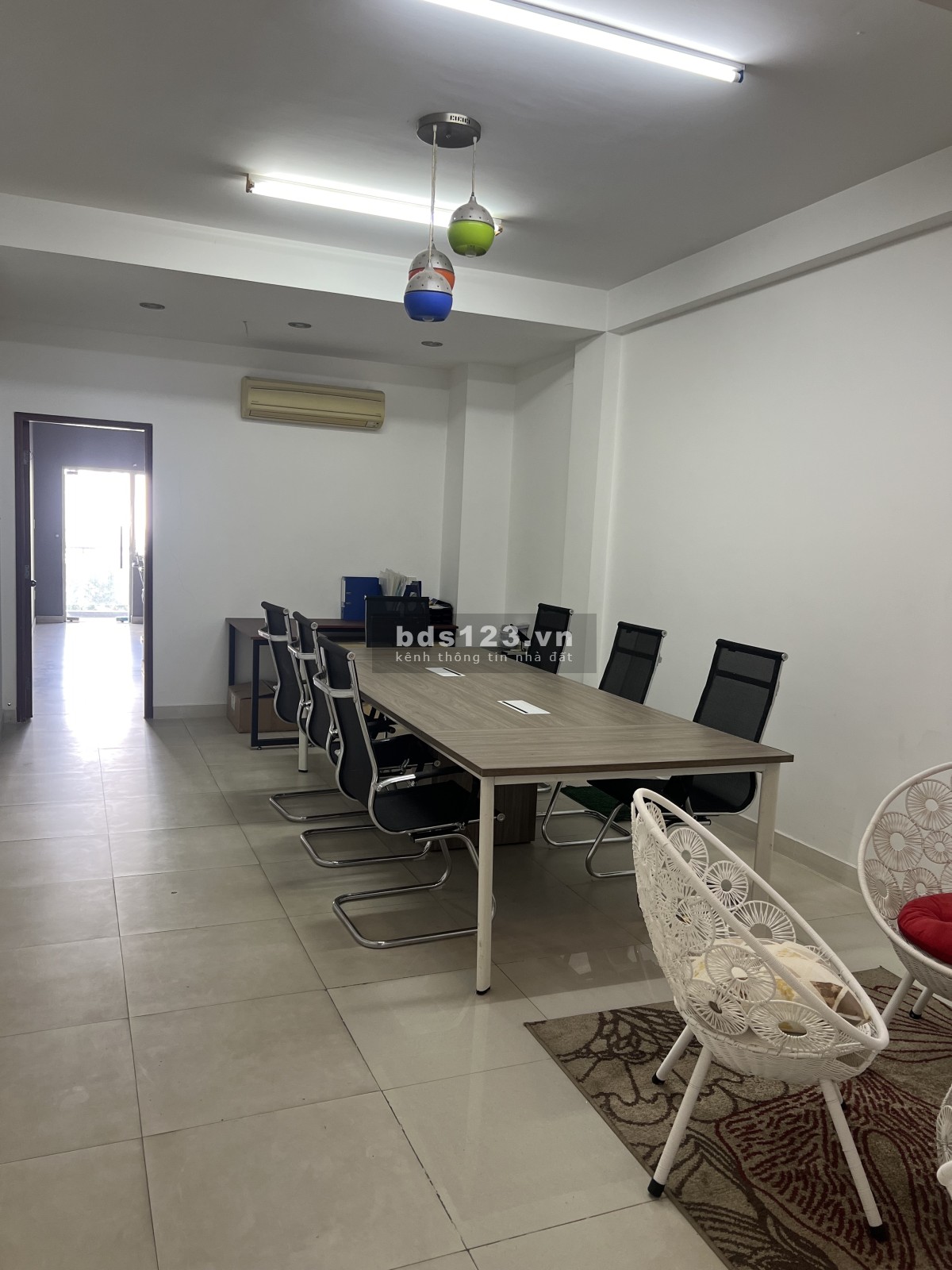 Chính chủ cho thuê văn phòng mặt tiền Nguyễn Thái Bình, rẻ nhất Quận 1.