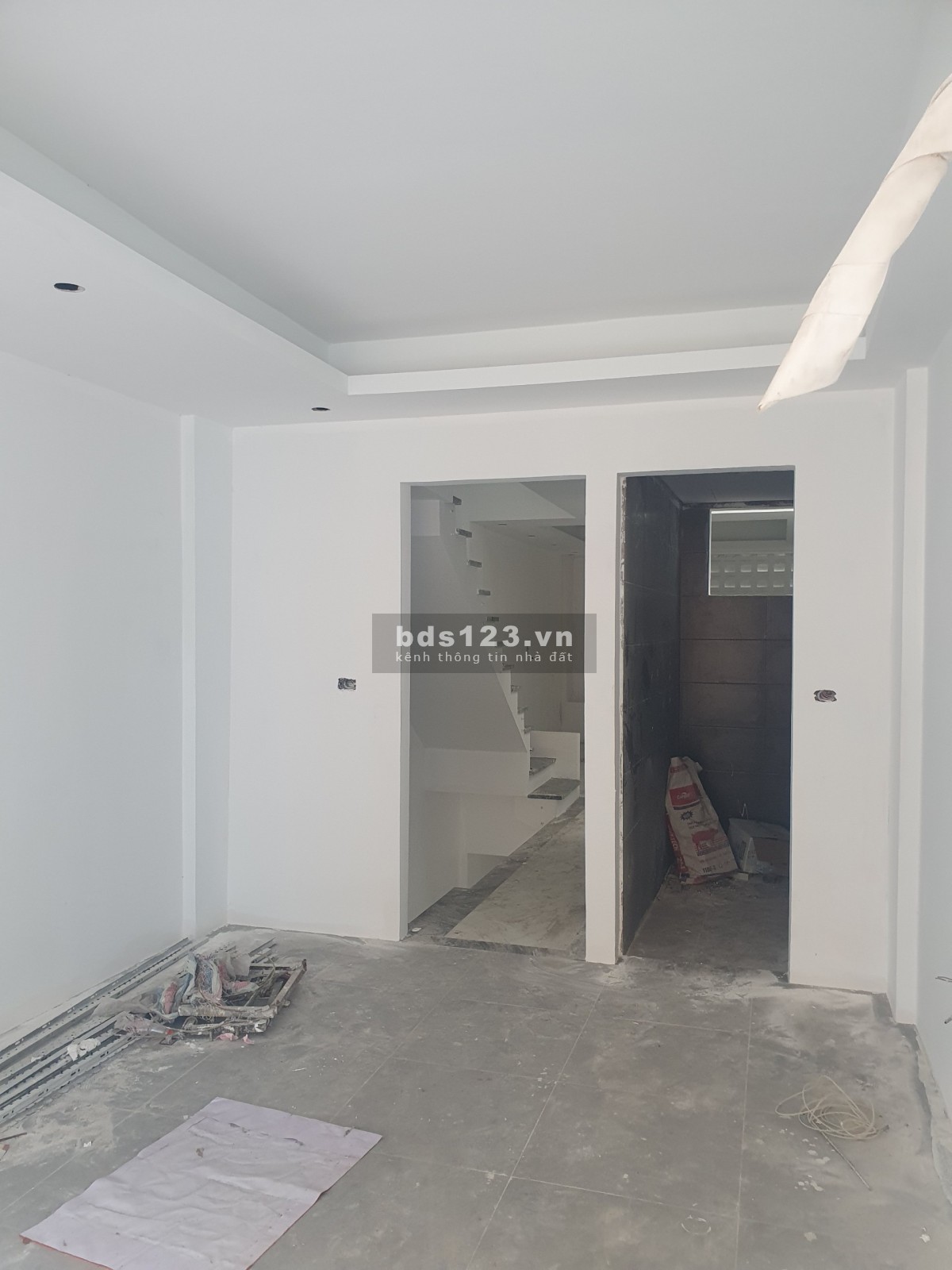 Bán nhà tại ngõ 142 Lệ Mật Long Biên