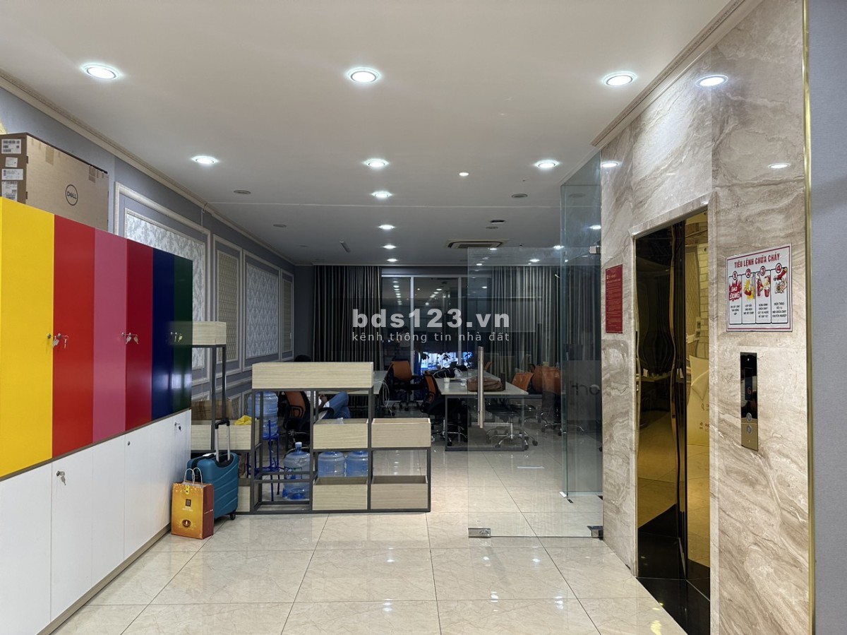 Shophouse Sala mặt tiền đường B4 - 4.5 lầu rộng đẹp full nội thất văn phòng giá chỉ 110 triệu