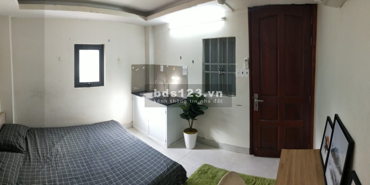Căn hộ Studio đầy đủ tiện nghi. Rộng sạch sẽ có cửa sổ lớn. 1/11 trống. 3tr4 (có tủ lạnh) ko giường