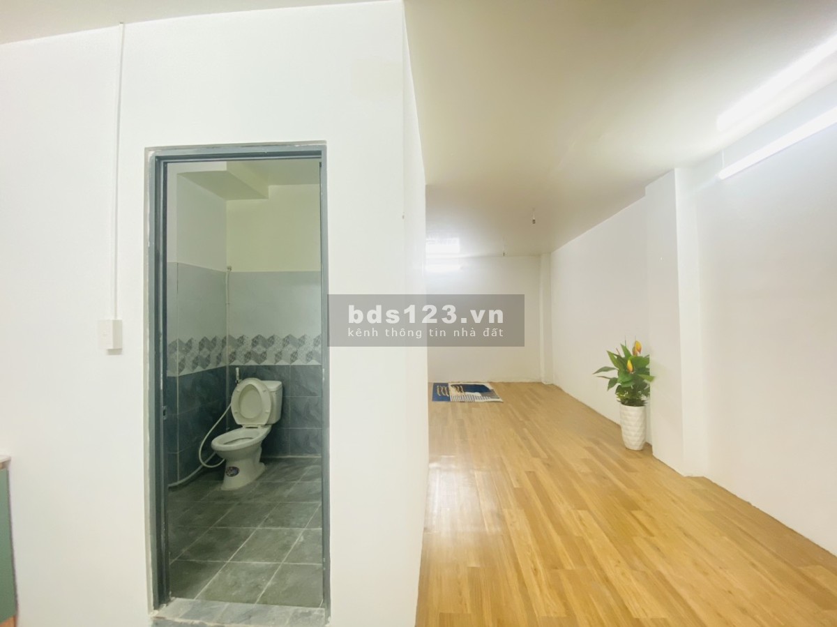 Studio 40m2, 1PN, đầy đủ tiện nghi. Dọn vào ở ngay.Giá: 5tr5 (tủ lạnh + sofa)