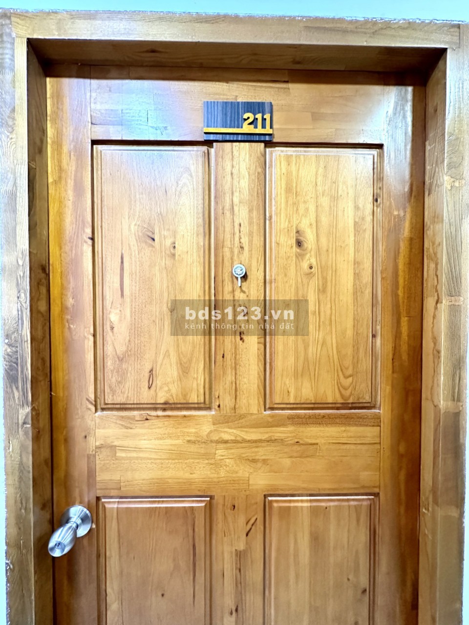 Cho thuê căn hộ Duplex nội thất cơ bản có cửa sổ Quận 7
